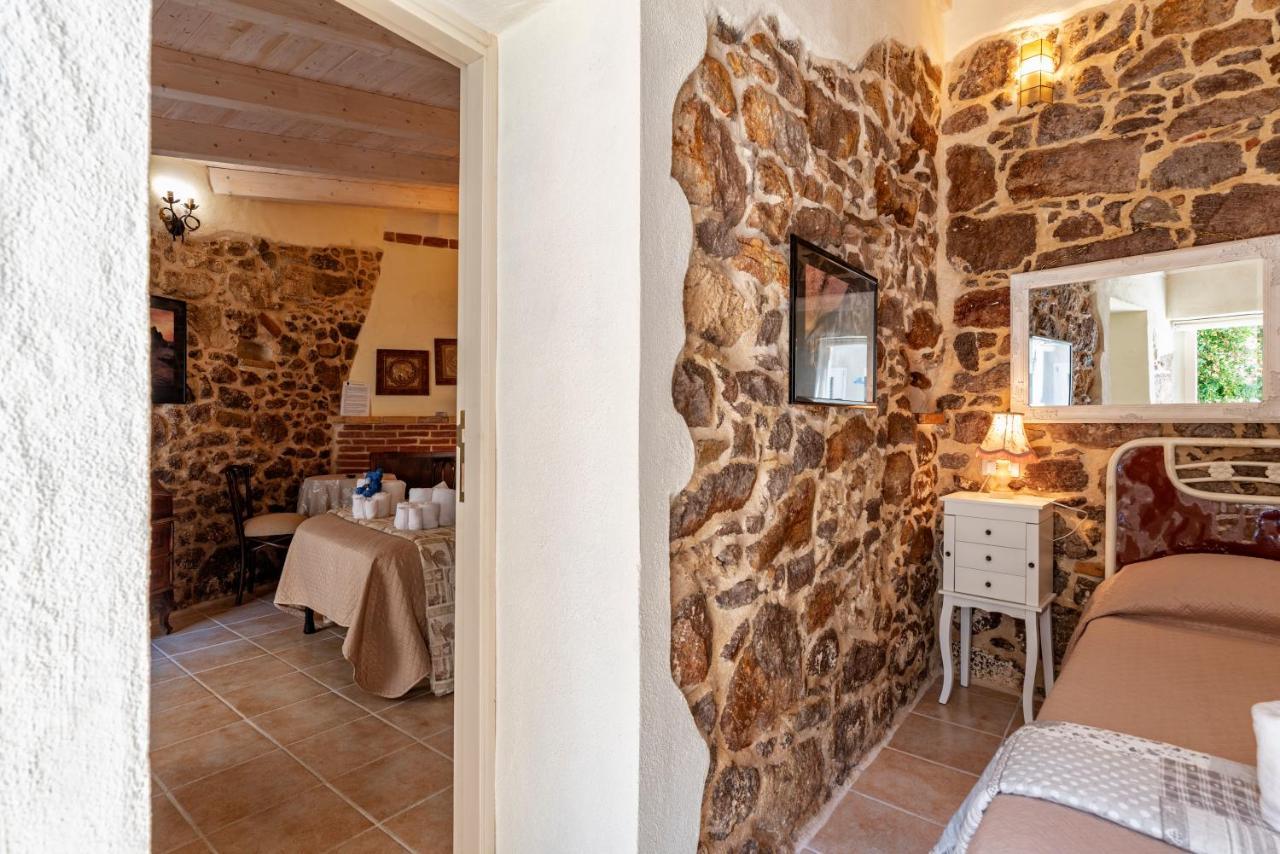 Domo Sa Barra Bed & Breakfast SantʼAntìoco Exterior foto