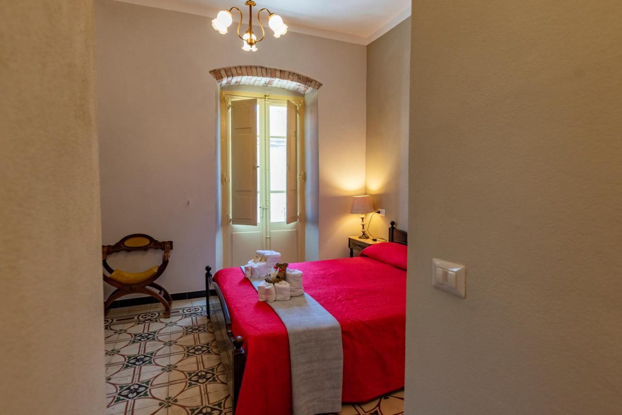 Domo Sa Barra Bed & Breakfast SantʼAntìoco Exterior foto