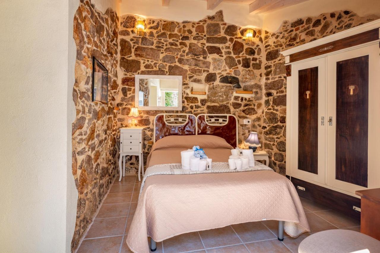 Domo Sa Barra Bed & Breakfast SantʼAntìoco Exterior foto